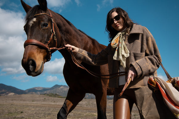 TAILORED HERITAGE BOXY JACKET CARMELLO & MUD.